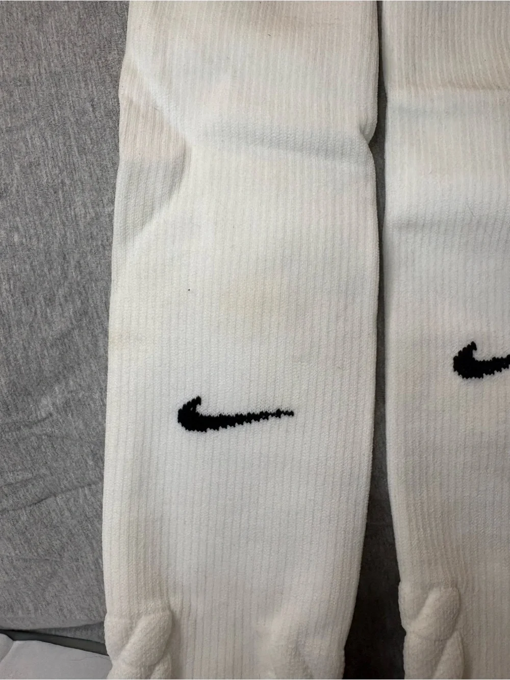 Nike Elite Vapor Dri-FIT Knee High Athletic Socks XL White/Black Colorblock